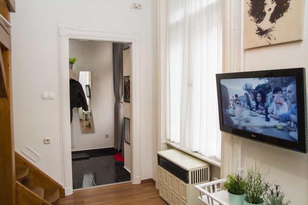Somogyi Apartman Boedapest Buitenkant foto
