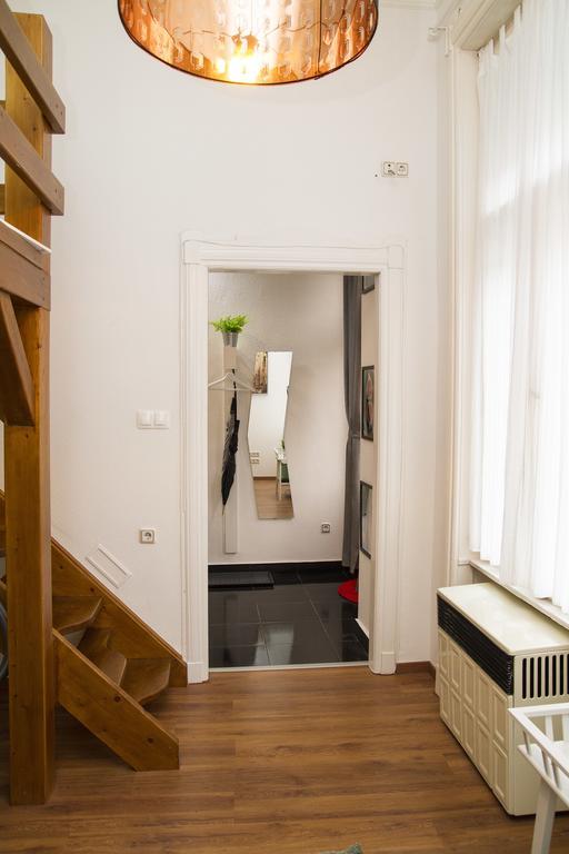Somogyi Apartman Boedapest Buitenkant foto