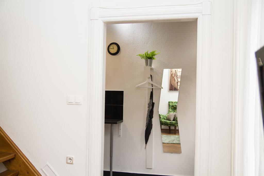 Somogyi Apartman Boedapest Buitenkant foto
